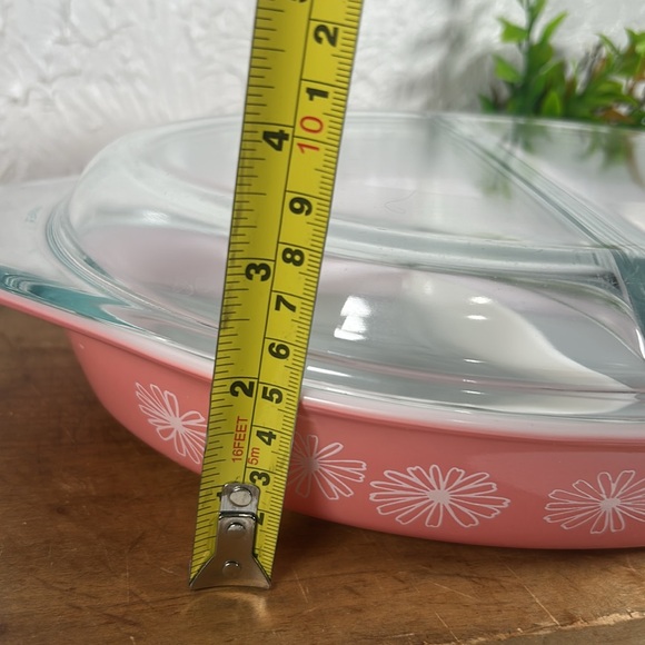 PYREX VTG Pink Daisy Divided Casserole w/Lid 1.5 qt Pink Pyrex Serving Dish VTG - Picture 16 of 16